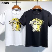 2色可選 半袖シャツ ヴェルサーチVERSACE 2026春夏 ヴェルサーチコピー偽物ブランド 上品上質