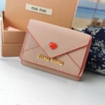4色可選 人気販売中 2026春夏 MIUMIUスーパーコピー 激安 ミュウミュウ MIUMIU レディース財布.111.