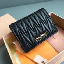 2026春夏 2色可選 ミュウミュウ MIUMIU 人気新品★超特価★ レディース財布 ミュウミュウブランド 偽物 通販.111.