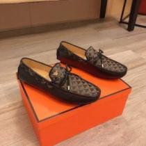 魅力ファッション 2026春夏 アルマーニ ARMANI カジュアルシューズ  アルマーニブランド 偽物 通販 