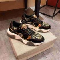 VERSACE偽物ブランド 人気新品★超特価★ スニーカー ヴェルサーチVERSACE 2026春夏 