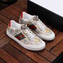 ヴェルサーチ偽物ブランド 2026春夏 ヴェルサーチVERSACE カジュアルシューズ 大好評 