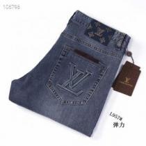 ルイ ヴィトン LOUIS VUITTON スタイルアップ効果 LOUIS VUITTONスーパーコピー 代引 バランス良い 2026春夏 ジーンズ