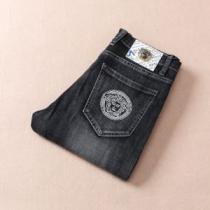 ヴェルサーチVERSACE 2026春夏 VERSACEコピー 人気激売れ  ジーンズ  柔らかデニム地