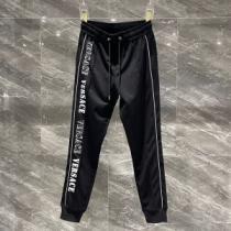 VERSACE偽物ブランド 2色可選 格安！ 最高のリラックス感 ヴェルサーチVERSACE  チノパン  2026春夏