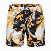 VERSACEブランド コピー 2026春夏 ビーチパンツ  お買得 ヴェルサーチVERSACE 柔らかな質感