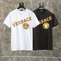 VERSACEブランドコピー   2026春夏  2色可選  大人のおしゃれに  ヴェルサーチVERSACE  半袖シャツ