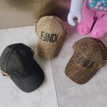 ◆モデル愛用◆   FENDIスーパーコピー   2026春夏  フェンディ FENDI   帽子/キャップ   3色可選