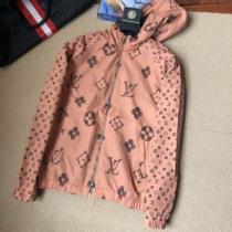値下げ！ 2026春夏 LOUIS VUITTONスーパーコピー フード付きコート ルイ ヴィトン LOUIS VUITTON