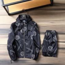 日焼け止め服 紫外線カット 上下セット 2026春夏 高級感溢れるデザイン VERSACEスーパーコピー ヴェルサーチVERSACE