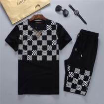 2026春夏 LOUIS VUITTONブランドコピー 半袖Tシャツ 上下セット ルイ ヴィトン LOUIS VUITTON 人気激売れ 2色可選