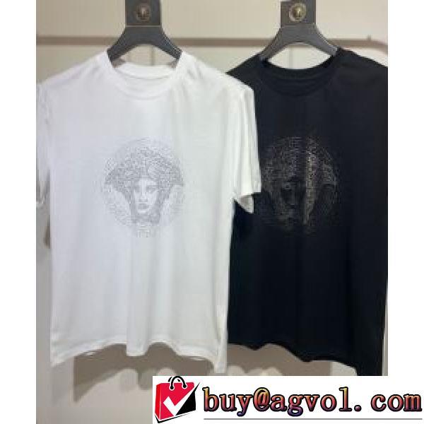 半袖Tシャツ ヴェルサーチVERSACE 2色可選 2026春夏 VERSACEブランドスーパーコピー ムダな装飾を排したデザイン