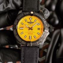 争奪戦必至 ブライトリング BREITLING 2026春夏 ブライトリングスーパーコピー 復讐者シリーズ 43*13mm 機械式メンズ 腕時計 4色可選 アーチ強化ガラス 3針クロノグラフ 日付表示.202.