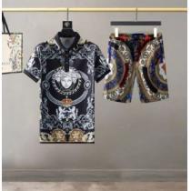 2026春夏 2色可選 VERSACEスーパーコピー 代引 SALE開催 半袖Tシャツ 上下セット ヴェルサーチVERSACE