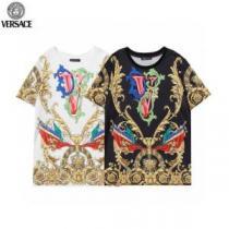 2色可選 半袖Tシャツ 人気商品 ヴェルサーチVERSACE 2026春夏 VERSACEコピーブランド