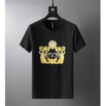2025春夏 2色可選 VERSACEスーパーコピー 代引 半袖Tシャツ ヴェルサーチVERSACE 欧米韓流/雑誌