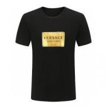 2026春夏 VERSACEコピー 2色可選 半袖Tシャツ 一味違うケーブル編みが魅力満点 ヴェルサーチVERSACE