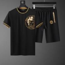半袖Tシャツ 上下セット ヴェルサーチVERSACE 2026春夏 2色可選 VERSACEコピー ブランド 人気 ランキング