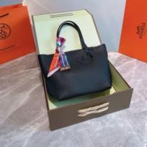 2026春夏 HERMESコピー 5色可選 抜群の雰囲気が作れる! エルメス HERMES ハンドバッグ ショルダーバッグ 収納力のよい.56.