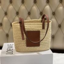 LOEWEブランド 偽物 通販 ロエベ LOEWE プレゼントに ハンドバッグ 2026春夏 ショルダーバッグ.148.