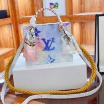 LOUIS VUITTONスーパーコピー ハンドバッグ ショルダーバッグ 斜め掛けバッグ ルイ ヴィトン LOUIS VUITTON 2026春夏 大人気☆NEW!! .49..49..49.