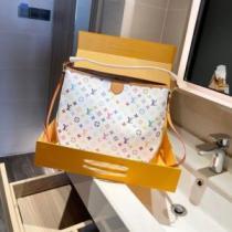 LOUIS VUITTONブランド 偽物 プレゼントに 通販 ショルダーバッグ 斜め掛けバッグ ハンドバッグ ルイ ヴィトン LOUIS VUITTON 2026春夏 ～希少 .49..49..49.