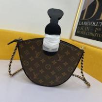 LOUIS VUITTONブランド 偽物 通販 ルイ ヴィトン LOUIS VUITTON 高級感を引き立てる 2026春夏 M6132 Monogram Reverse 3色可選 ショルダーバッグ 斜め掛けバッグ.49.