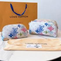 LOUIS VUITTON偽物ブランド ★安心★追跡付 ルイ ヴィトン LOUIS VUITTON 2026春夏 コスメポーチ /化粧ポーチ 高級感を備えている.49.