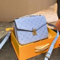 大特価 ルイ ヴィトン LOUIS VUITTON 2026春夏 Squire Bag 25x18cm LOUIS VUITTONブランド コピー 3色可選 ショルダーバッグ 斜め掛けバッグ.49.