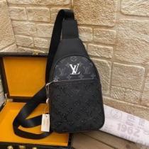 LOUIS VUITTONブランド コピー 斜め掛けバッグ ショルダーバッグ 高級感ある 2026春夏 ルイ ヴィトン LOUIS VUITTON 2色可選 .45.