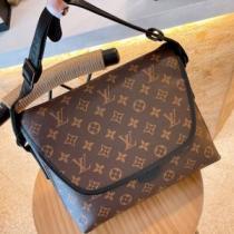 ルイ ヴィトン LOUIS VUITTON 斜め掛けバッグ ショルダーバッグ ★安心★追跡付 LOUIS VUITTON偽物ブランド 2026春夏 2色可選.45.