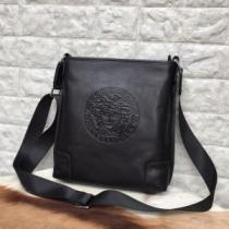 ヴェルサーチVERSACE 2026春夏 VERSACEブランド コピー 斜め掛けバッグ ショルダーバッグ .82.