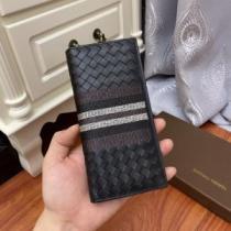 人気激売れ クリップウォレット 紙幣入れ 二つ折り財布 BOTTEGA VENETAスーパーコピー ボッテガ ブランド BOTTEGA VENETA 2026春夏.163.