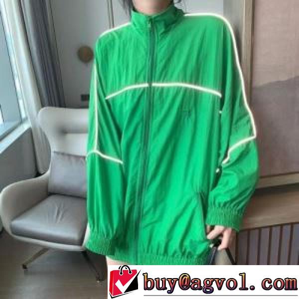 完成度の高い逸品 バレンシアガコピー 2026春夏 バレンシアガ BALENCIAGA 2026 OneSizeTracksuit 2色可選 ブランド 著名人の着用