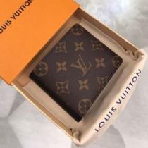 LOUIS VUITTONブランドコピー お洒落に魅せる M93801 ルイ ヴィトン LOUIS VUITTON 紙幣入れ チェーンウオレット 爆買いセール 2026春夏 11x9.5cm.153.