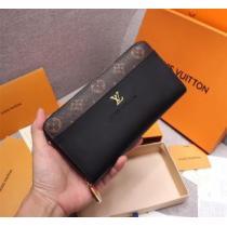 爆買いセール 財布 チェーンウオレット 2026春夏 19.5x10x2.5cm LOUIS VUITTONスーパーコピー 激安 ルイ ヴィトン LOUIS VUITTON 上質 大人気！M74917.153.