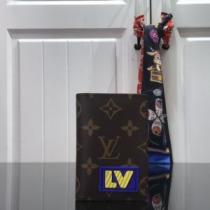 ルイ ヴィトン LOUIS VUITTON 財布 高級感溢れるデザイン M45787 2026春夏 LOUIS VUITTONコピーブランド 二つ折り財布 紙幣入れ 爆買いセール 8x11x1cm.153.