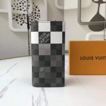 LOUIS VUITTONコピー 2026春夏 ルイ ヴィトン LOUIS VUITTON 欧米韓流/雑誌 3色可選 カード入れ付 二つ折り財布 スマートウォレット.153.