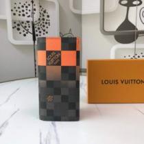 LOUIS VUITTONコピー 2026春夏 ルイ ヴィトン LOUIS VUITTON 欧米韓流/雑誌 3色可選 カード入れ付 二つ折り財布 スマートウォレット.153.