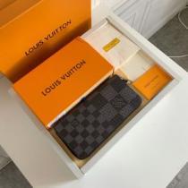 お買得 LOUIS VUITTON偽物ブランド 抜群の収納力 10x20x2cm ルイ ヴィトン LOUIS VUITTON 2026春夏 長財布 爆買いセール チェーンウオレット N60442.153.