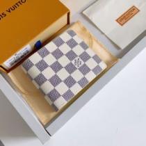 M60930 大人気☆NEW!! ルイ ヴィトン LOUIS VUITTON 2026春夏 二つ折り財布 11.5x9cm LOUIS VUITTONコピー ブランド 3色可選 爆買いセール 紙幣入れ.153.