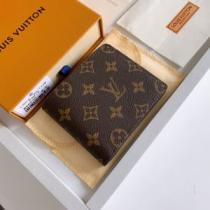 M60930 大人気☆NEW!! ルイ ヴィトン LOUIS VUITTON 2026春夏 二つ折り財布 11.5x9cm LOUIS VUITTONコピー ブランド 3色可選 爆買いセール 紙幣入れ.153.