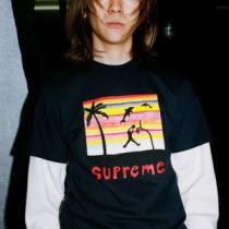 目玉商品 シュプリーム Supreme 2026ss Week8 Dunk Tee 高級感溢れるデザイン シュプリームスーパーコピー 半袖Tシャツ 2色可選 男女兼用