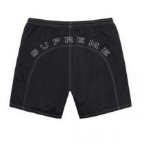 2026春夏 洗練を十分に演出する シュプリーム Supreme Arc Logo Water Short シュプリームコピー 入手困難！ ブランド 丸みロゴ刺繍ロゴナイロンパンツ