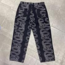 定番のアイテム シュプリーム Supreme &times; HYSTERIC GLAMOUR 2026SS Week4 蛇の紋 ジーンズ 高級感ある シュプリームスーパーコピー 激安 2色可選
