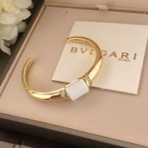 ブルガリ BVLGARI シックスタイルに活躍 バングル 2026春夏 3色可選 ブルガリブランドスーパーコピー.229.