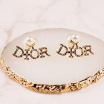 著名人の着用 ピアス ディオール DIOR 2026春夏 2色可選 DIORブランドスーパーコピー.222.
