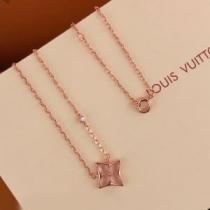 売れ筋のいい ルイ ヴィトン LOUIS VUITTON 2026春夏 ネックレス LOUIS VUITTONブランドスーパーコピー お洒落に魅せる.224.