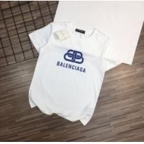 2026春夏 大絶賛！ バレンシアガ BALENCIAGA バレンシアガスーパーコピー 半袖Tシャツ シックスタイルに活躍