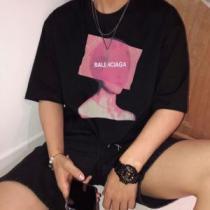上質 2026春夏 バレンシアガ BALENCIAGA もっとも高い人気を誇る 半袖Tシャツ バレンシアガスーパーコピー
